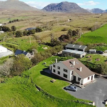 Holiday home Killary Vista *